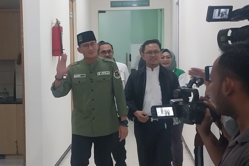 Demokrasi Indonesia Dirayakan dengan Jokowi Makan Siang Bersama Tiga Capres, Menurut Sandiaga Uno