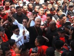 Ganjar Masa Depan yang Dijanjikan Rumah Jokowi Jatim, dengan Jokowi Masa Lalu