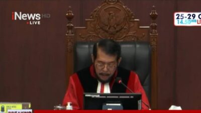 Sidang MKMK Menggelar Sidang Terbuka Mengenai Laporan Pelanggaran Etik yang Melibatkan Anwar Usman dan Rekan-Rekannya