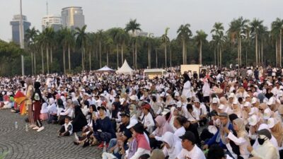 Mengucapkan Rasa Syukur pada HUT ke-100 Gontor, Pimpinan Pesantren Sampaikan Pesan Penting tentang Mempertahankan Kedamaian.