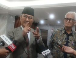 Ketua MKMK Menggambarkan Kepentingan Semua Pihak dalam Kasus Usia Capres-Cawapres