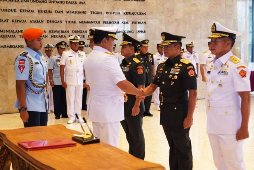 Laksamana Yudo Memimpin Secara Langsung Serah Terima 2 Jabatan Strategis di TNI