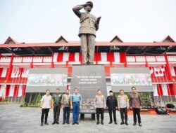 Pekalongan Resmikan Monumen Jenderal Hoegeng, Kapolri Sebut Tokoh Panutan