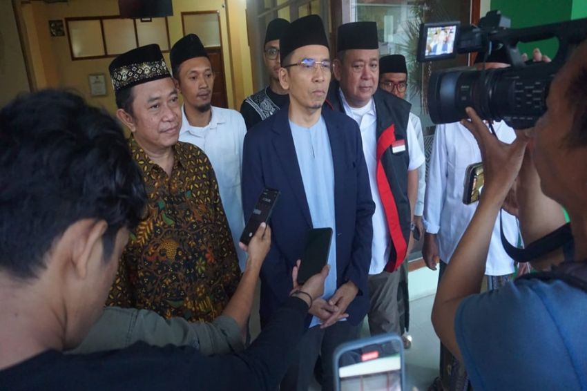 TGB Meminta Pihak Berwenang Untuk Bertindak Tegas Terhadap Pelaku Penurunan Baliho Ganjar-Mahfud