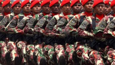 Prajurit Kopassus di Medan Operasi, Mengalami 14 Kali Terbuang dari Pesawat dan Minum Air yang Terkontaminasi