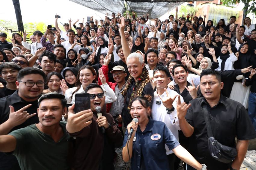 Ganjar Berbagi Pesan Penting tentang Proses Kreatif dan Restu Orang Tua kepada Generasi Z-Milenial