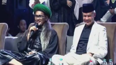 Ganjar Hadiri Acara Sholawat Kebangsaan untuk Merayakan Refleksi Tahun Baru 2024 di Semarang