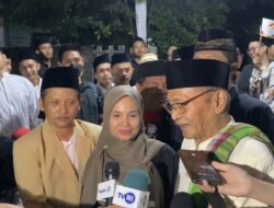 Ganjar-Mahfud Meraih Dukungan Para Kiai, Siti Atikoh Bersemangat