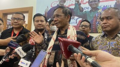 Mahfud MD Menyatakan Bahwa Korupsi Terjadi Di Udara, Laut, dan Darat: Saya Akan Melawan dengan Suara yang Lantang