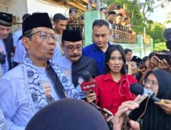 Pilpres 2024: Mahfud MD Mengklaim Abuya Muhtadi Bersama Dirinya dan Ganjar Rai Mantra