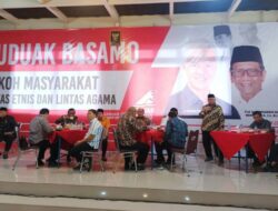 Sambutan Hangat Warga Lintas Agama di Padang untuk Sarapan Bersama bersama Mahfud MD