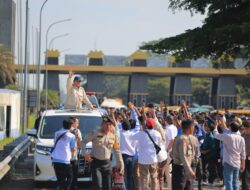 Pilih Presiden yang Berada di Tengah dan Membela Rakyat, Prabowo: