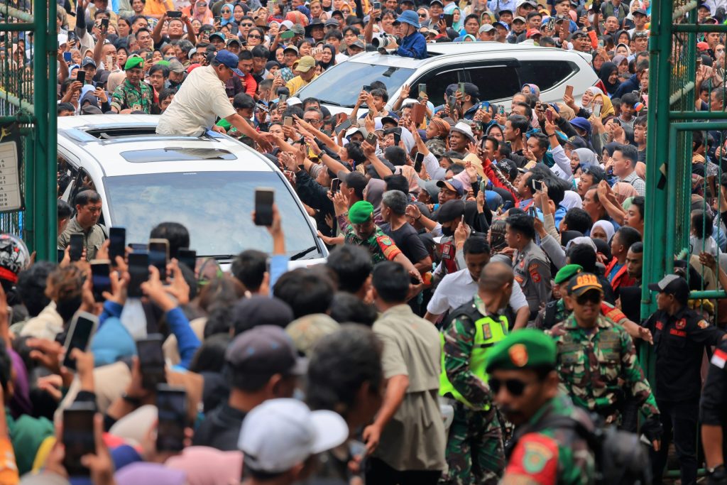 Ribuan Petani dan Peternak Sumedang Bersemangat Menyambut Kedatangan Prabowo