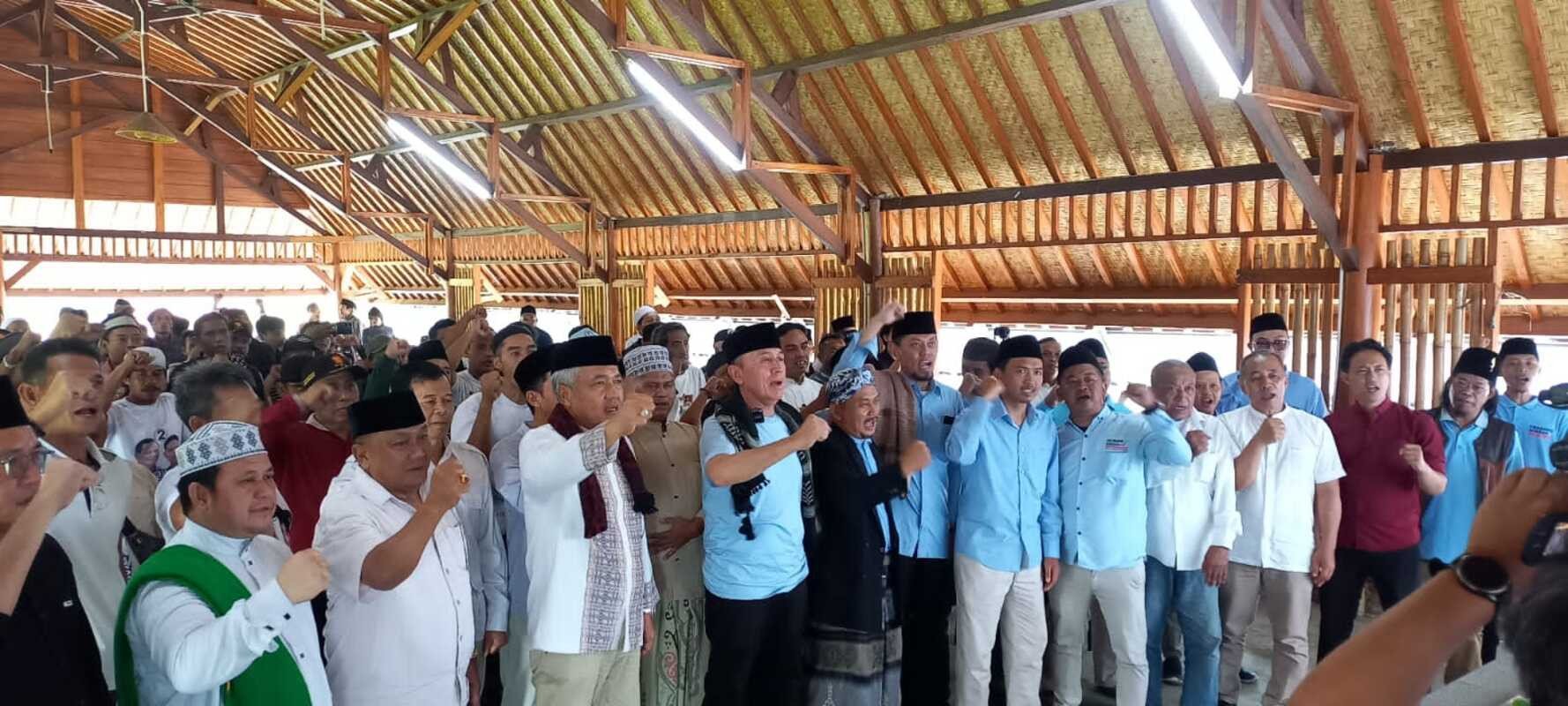 Iwan Bule Mendapat Dukungan Ratusan Ajengan Muda di Ciamis Menuju Senayan