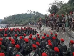 Pertempuran Kopassus Melawan Pemberontakan Permesta: Kisah Sangkur yang Membinasakan