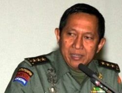 Bersama Letnan Jenderal TNI (Purn) Johannes Suryo Prabowo, Kami Berjuang Bersama