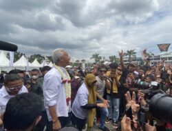 Orkes Sakit Hati Slank Menghibur Kedatangan Ganjar-Mahfud di Acara Rakyat Medan