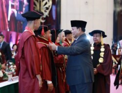 Prabowo Subianto Memperingatkan Anak-anak Muda di Wisuda UKRI untuk Menjadi Pemimpin yang Peduli pada Rakyat