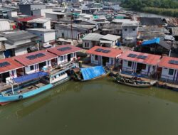 Prabowo Subianto’s Donation of Floating Homes Receives Grateful Response from Jakarta Fishermen’s Village