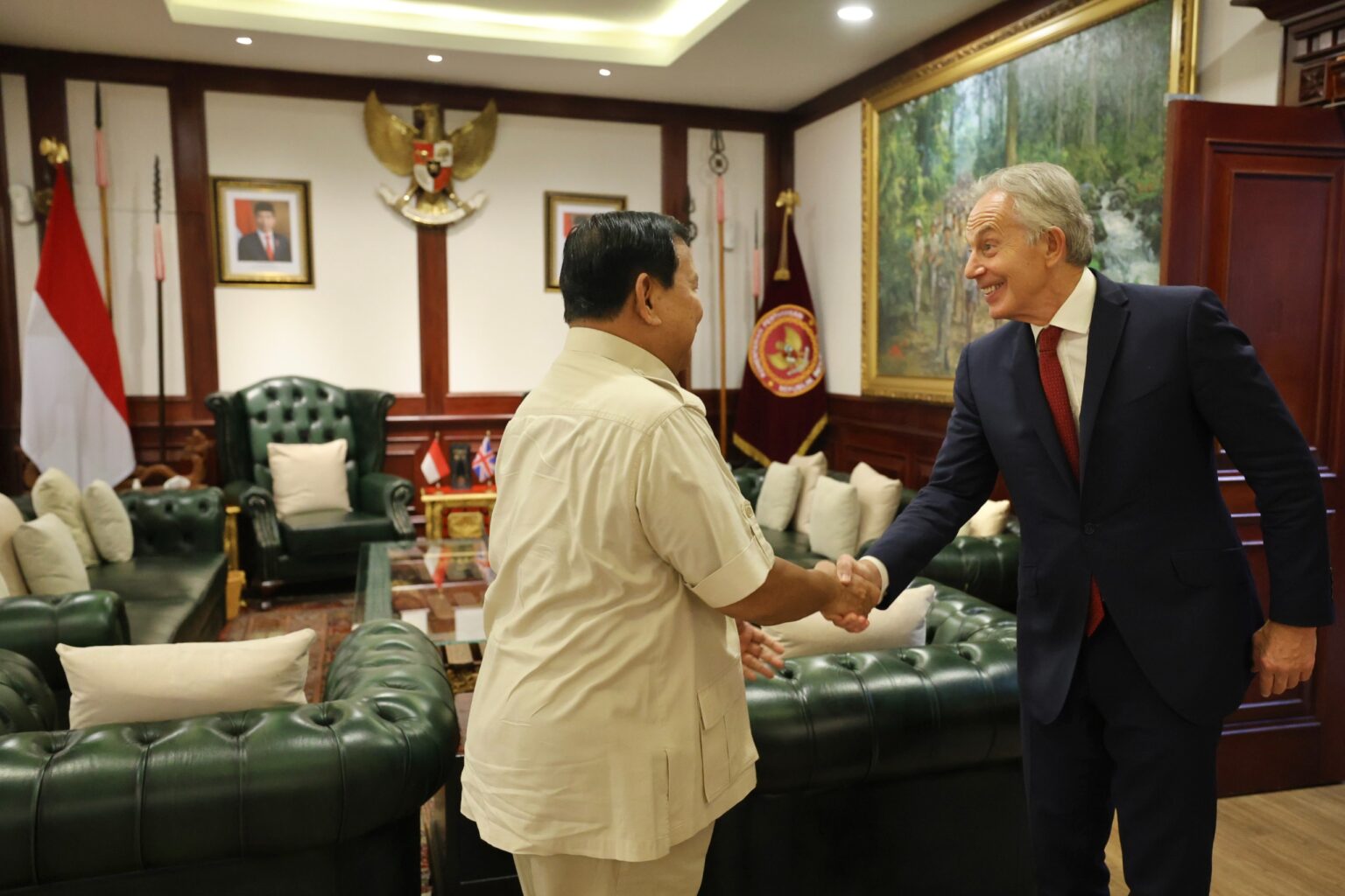 Tony Blair Congratulates Prabowo Subianto on Presidential Election During Visit to Ministry of Defense