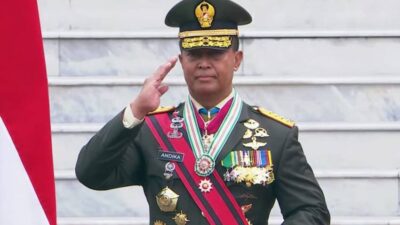 4 Panglima Komando Strategis Angkatan Darat Merangkap Komando Pembinaan Doktrin, Pendidikan dan Latihan Angkatan Darat Pernah Menjabat Komandan Komando Pembinaan Doktrin, Pendidikan dan Latihan Angkatan Darat, 2 Diantaranya Berhasil Menjadi Panglima Tentara Nasional Indonesia