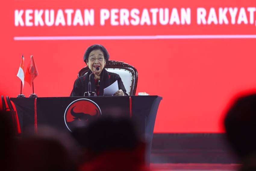 Megawati Lucu Meminta Puan Maharani Menjadi Ketua Umum PDIP