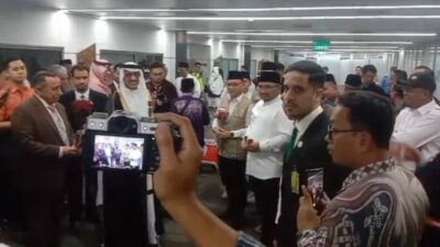 Kloter Pertama Jemaah Haji 2024 Dilepas oleh Menag