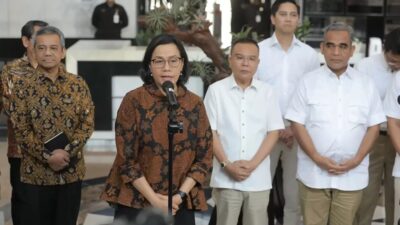 Ungkapannya tentang dua kemungkinan tim transisi Prabowo-Gibran yang hanya diisi oleh kader Gerindra