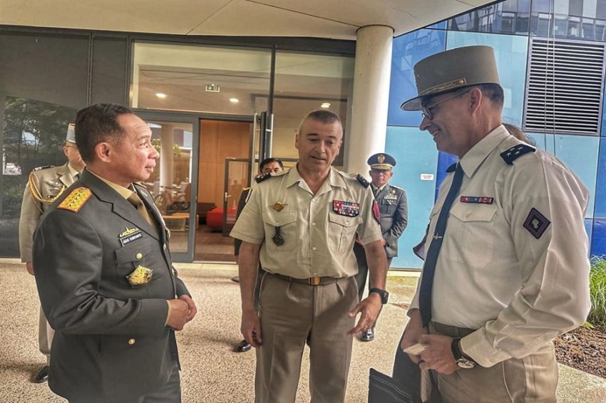 Kunjungan Panglima TNI ke Markas Angkatan Bersenjata Perancis untuk Perkuat Kerja Sama Pertahanan