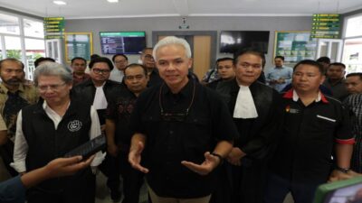 Ganjar Hadiri Sidang Palti Hutabarat, Tim Relawannya di Pilpres 2024 yang Terjerat Masalah Hukum