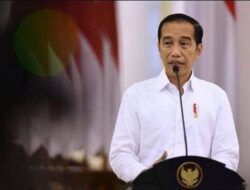 Jokowi Menandatangani Peraturan Pemerintah tentang Konseling dan Penyediaan Kontrasepsi bagi Pelajar dan Remaja