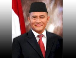 – 4 Fakta Menarik tentang Irjen Eddy Hartono, Kepala BNPT yang Baru
– Irjen Eddy Hartono, Kepala Baru BNPT: 4 Hal Menarik yang Perlu Diketahui
– Mengenal Lebih Dekat Irjen Eddy Hartono, Kepala BNPT Baru: 4 Fakta Menarik
– 4 Hal Menarik Tentang Irjen Eddy Hartono, Pemimpin Terbaru BNPT