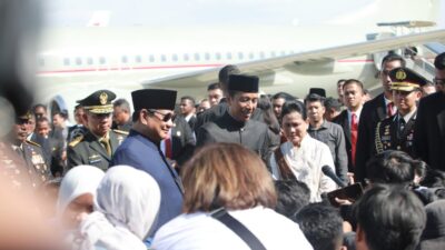 Prabowo Subianto Joins Jokowi in Halim and Extends Best Wishes for His Future