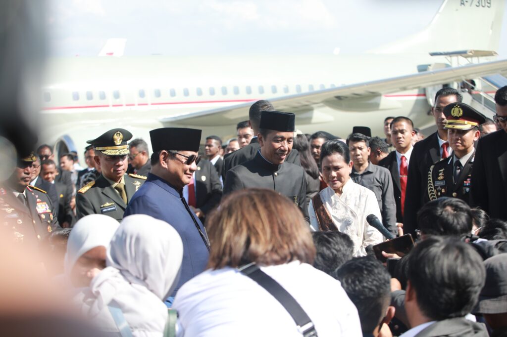 Prabowo Subianto Joins Jokowi in Halim and Extends Best Wishes for His Future