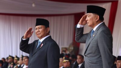 Prabowo Subianto and Defense Minister Sjafrie Greeted by Eager Crowds as They Ride Maung after Handover Ceremony