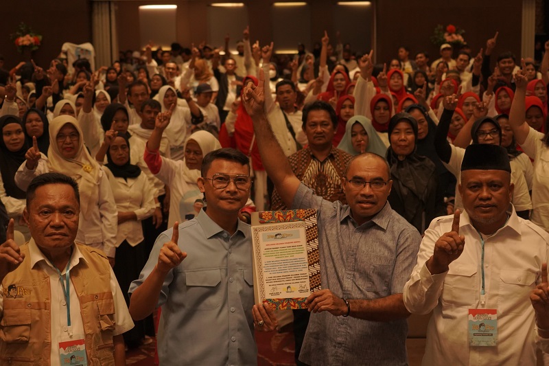 Hadir di Acara Deklarasi Relawan Prabowo, Abdul Karim Aljufri Disarankan Beramal oleh Presiden Prabowo