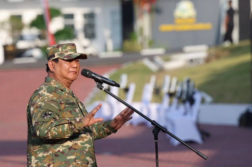 Saya Tidak Bermaksud Membuat Anda Terlihat Militeristik