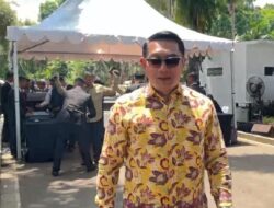 Ridwan Kamil Menghadiri Acara Pisah Sambut Jokowi dan Prabowo di Istana Merdeka