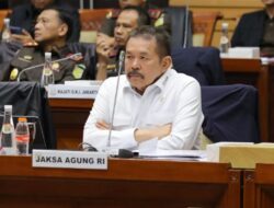 “Jaksa Agung Bicara Brimob di Komisi III DPR: Protes IPW”