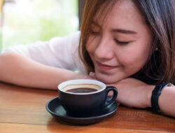 “Kopi Tanpa Gula: Rahasia Otak Sehat”