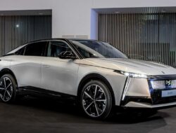 “Stellantis Berambisi Bersaing dengan Bentley: DS Siap Beraksi”