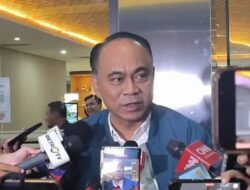 “Menteri Koperasi Budi Arie: Fakta Menarik Mobil RI 36!”
