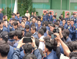 Protes Mahasiswa Terhadap RUU TNI: Demo di DPR