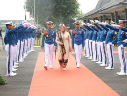 Profil Evi Sophia Indra: Ibu Kehormatan Taruna TNI, Istri Jenderal Agus Subiyanto