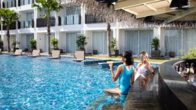 Sundowner Party Bali: Arak Bali, DJ Live, dan Suasana Tropis