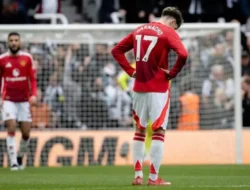Kemenangan Telak Newcastle atas Manchester United, Barnes Cemerlang