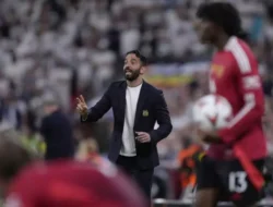Tottenham Juara Liga Europa, Manchester United Krisis! Unai Emery Meraih Gelar