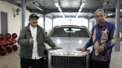 Lelang Rolls-Royce Kemensos: Rp2,5 Miliar untuk Keluarga Miskin