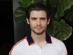 David Corenswet Minta ‘Restu’ Henry Cavill Sebelum Rilis Superman