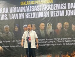 Penegak Hukum Periksa Ijazah Jokowi di Polresta Solo